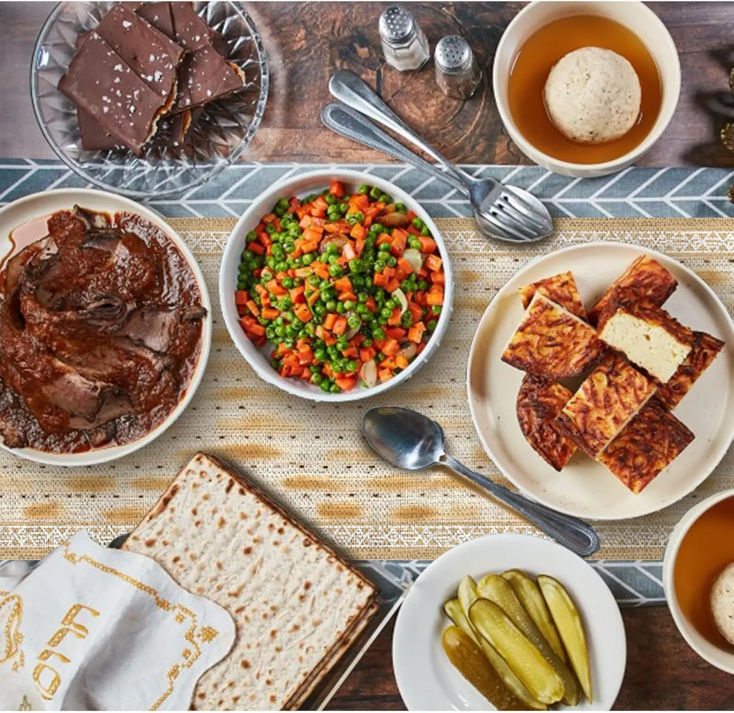 Passover Matzah Table Runner Jewish Holiday Decor Seder Plate Pesach Matzoh Star of David Table Runner Passover Decorations