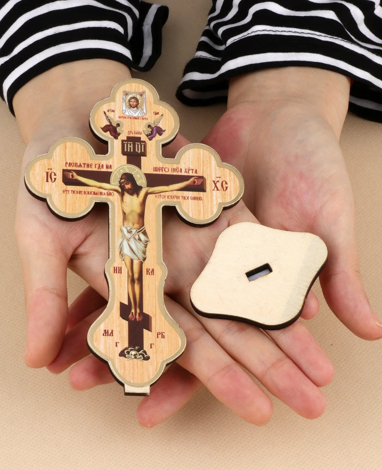 Wooden Jesus on Cross Stand Decoration Christian Crucifix Jesus Christ Crosses Icon Ornament Church Desktop Display Crafts Gift