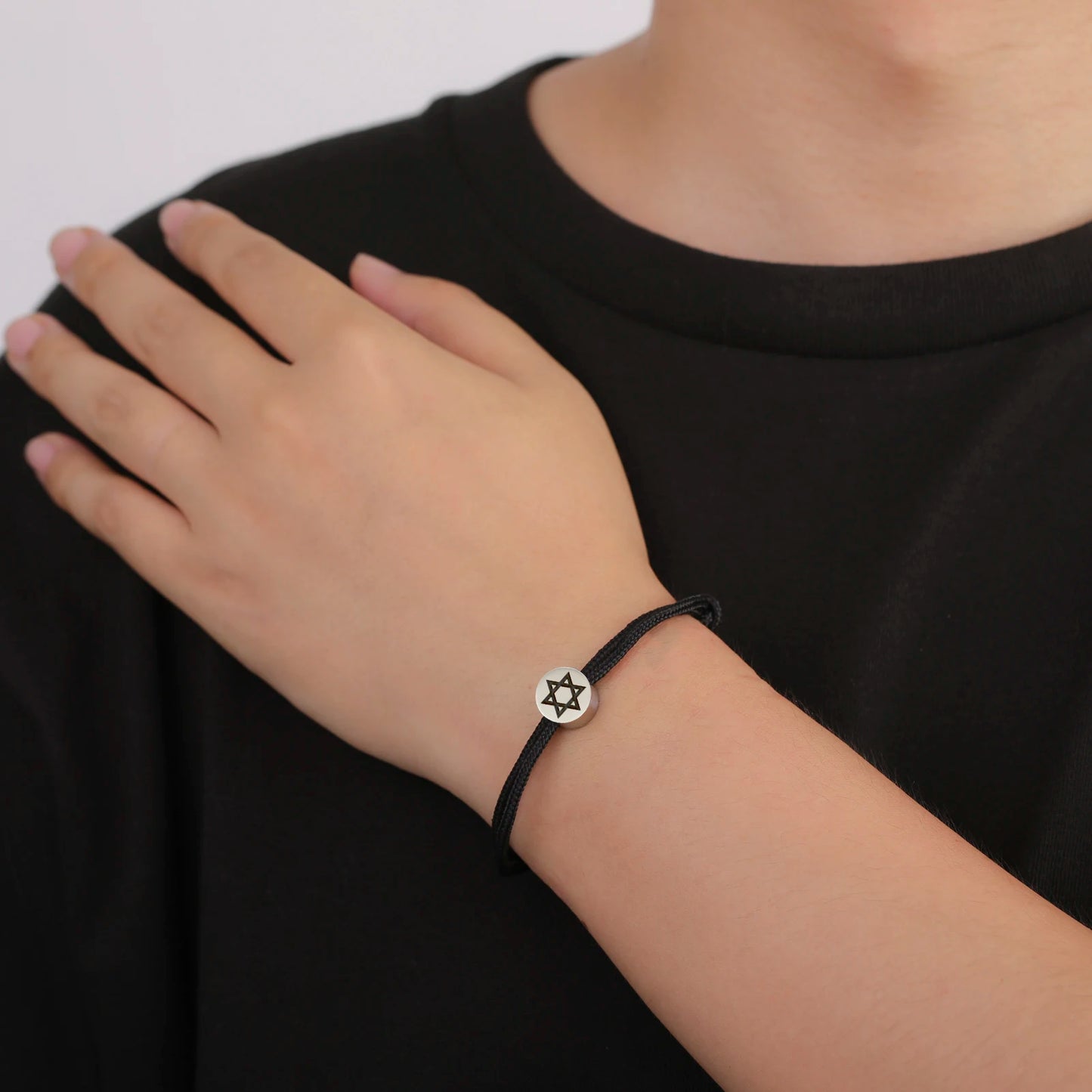 Skyrim Stainless Steel Star of David Round Charm Bracelet Men Women Red Black Rope Bracelets Hexagram Jewish Jewelry Wholesale
