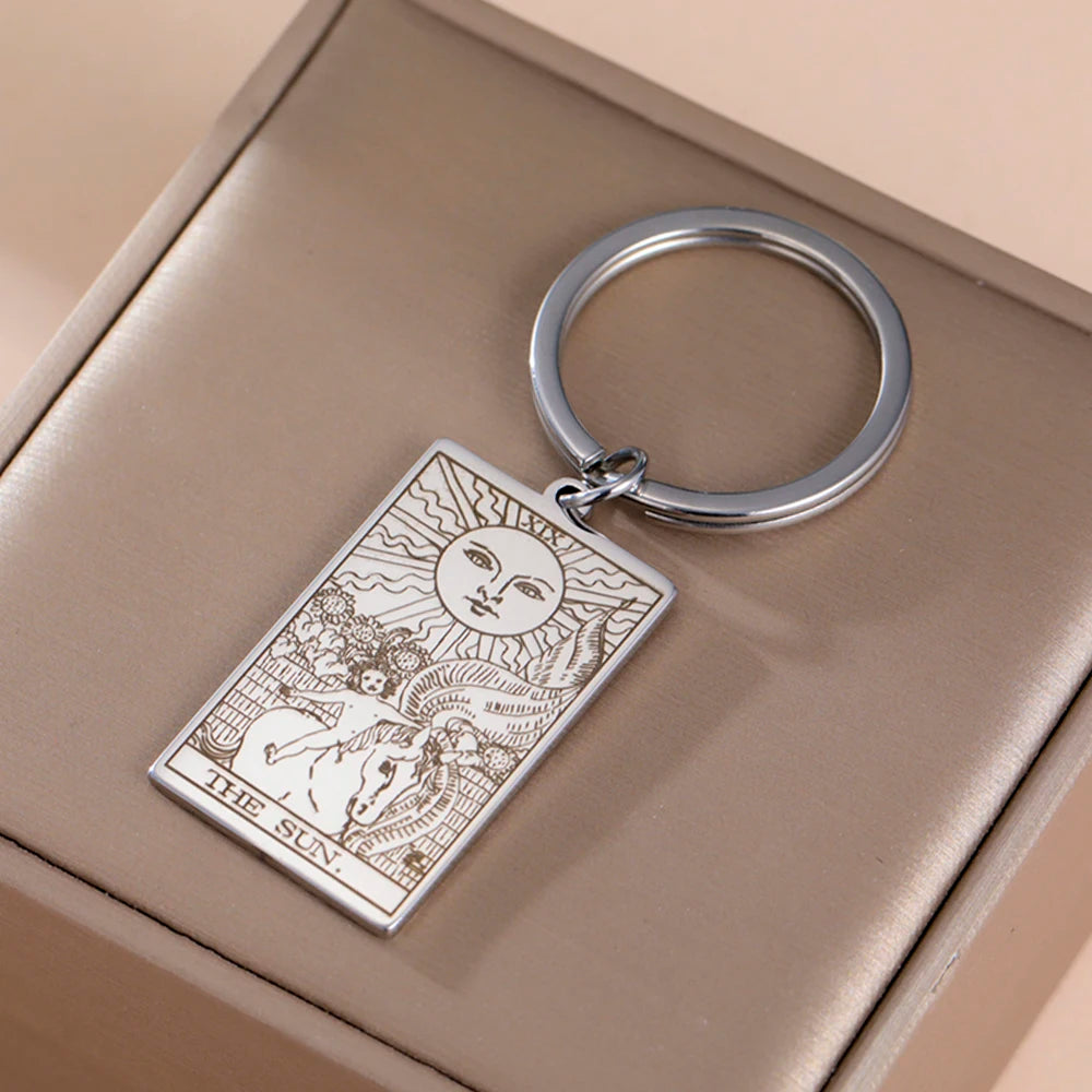 Dawapara Tarot Cards Keychains Stainless Steel Vintage Amulet Good Luck The Major Arcana Keyring Wiccan Jewelry