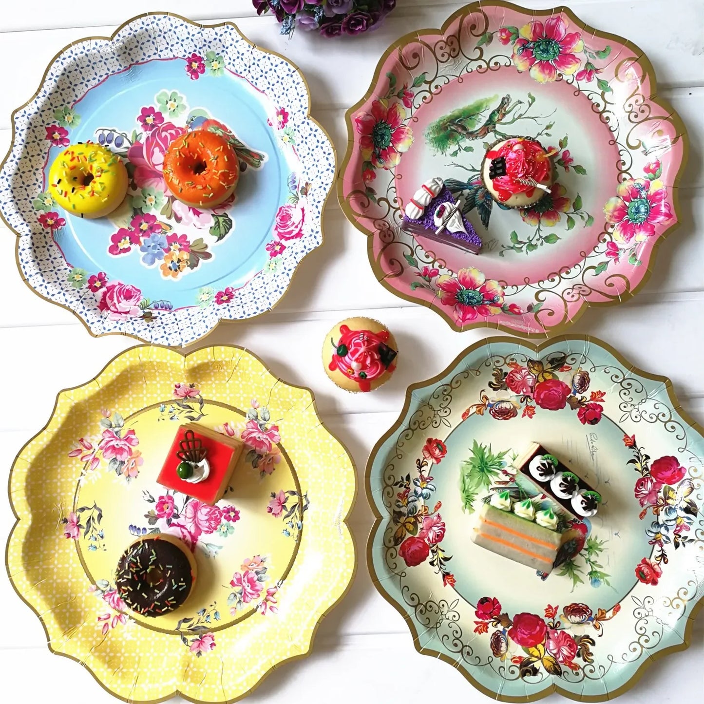 8pcs Chinese Blue White Porcelain Plate Party Decoration Plate Retro Wave Edge Plate Holiday Cake Plate Disposable Paper Plate