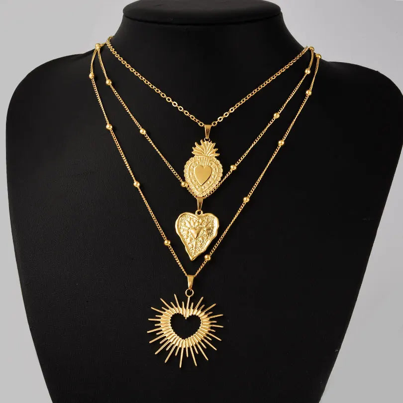 1Pc Religious Christian Catholic Sacred Heart Pendant Necklaces Stanless Steel Gothic Moth Textured Love Collares Jewelry