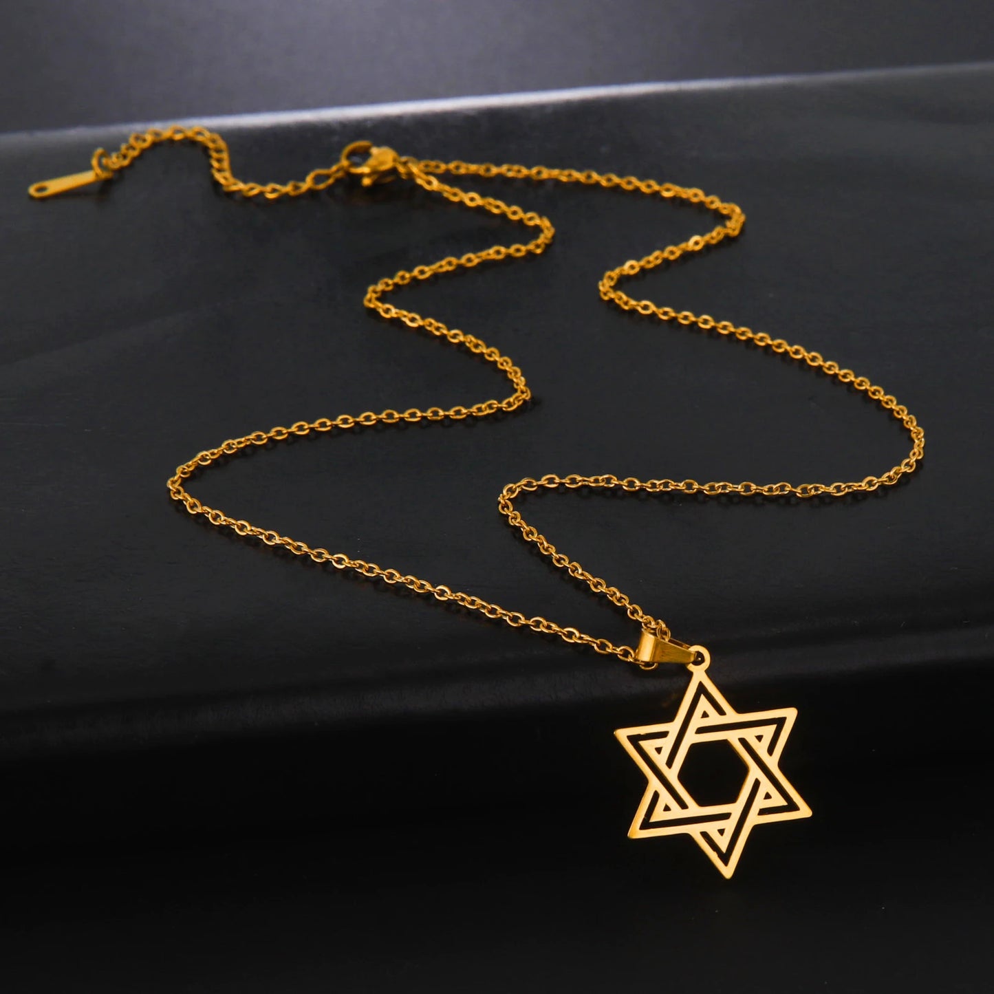 Jewish Bible Stainless Steel Hexagram Chain Necklace Women Men Cutout Star of David Hexagon Choker Necklace Mezuzah Jewelry