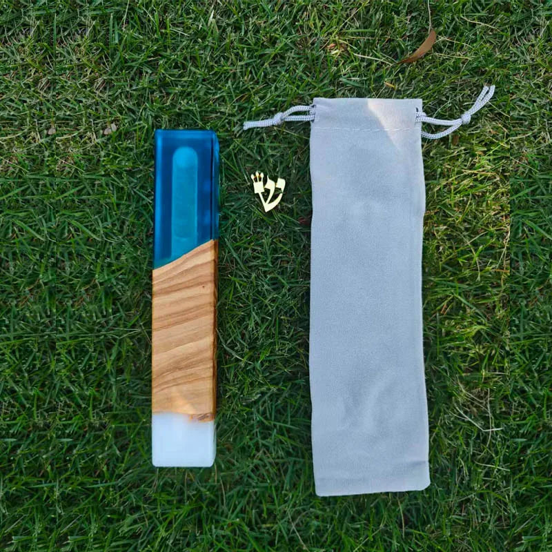 Wood Resin Mezuzah Case with Hebrew Shin Symbol Handcrafted Mezuzah Case for Door Decoration Mezuza Jewish Religious Celebration