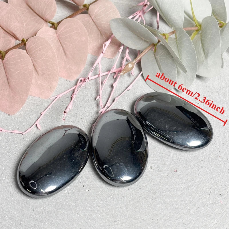 1 pc natural decoratives stone-Terahertz palm stone，polished Worry Stone for perfect crystal gift，special for parents or friends