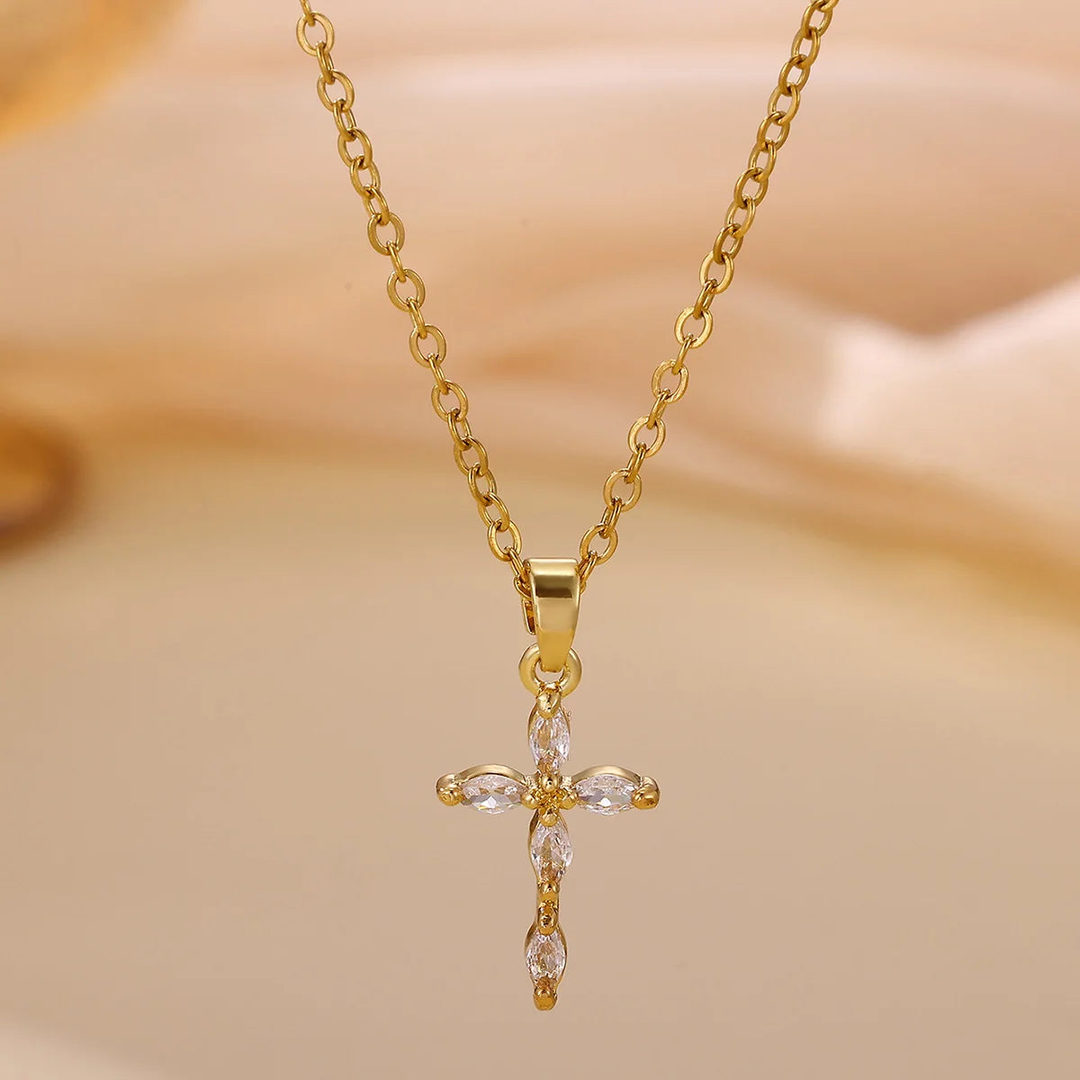 Colorful Shiny Cubic Zirconia Cross Pendant Necklaces for Women Gold Color Delicate Fashion Collar Jewelry Gift