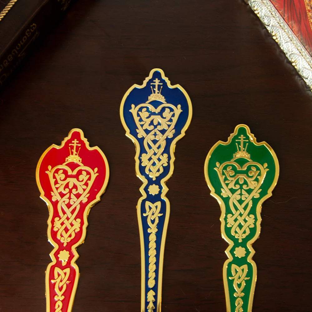 New 2026 Durable Gold-Tone Orthodox Communion Set with Intricate Filigree Detailing for Clergy Use and Devotional Worship Gift