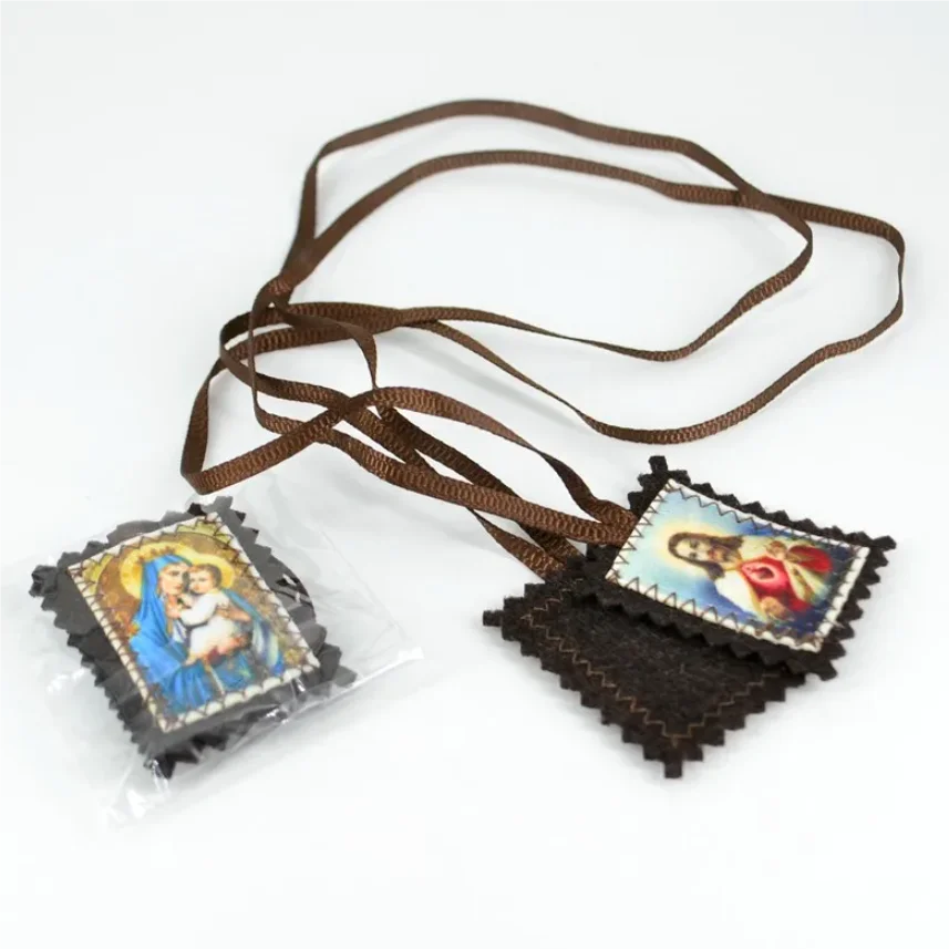 5Pcs/Lot Church Group Prayer Baptism Communion Sacraments Gifts Our Lady of Mt. Carmel and Sacred Heart of Jesus Scapular Badges