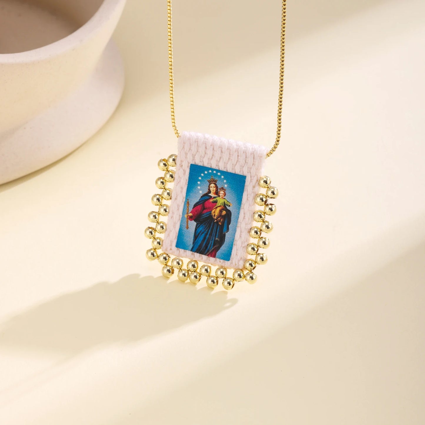 Nidin New Retro Religious Necklace Beaded Chain Link Virgin Mary & Jesus Sacred Heart Pendant For Women Men Prayer Jewelry Gifts