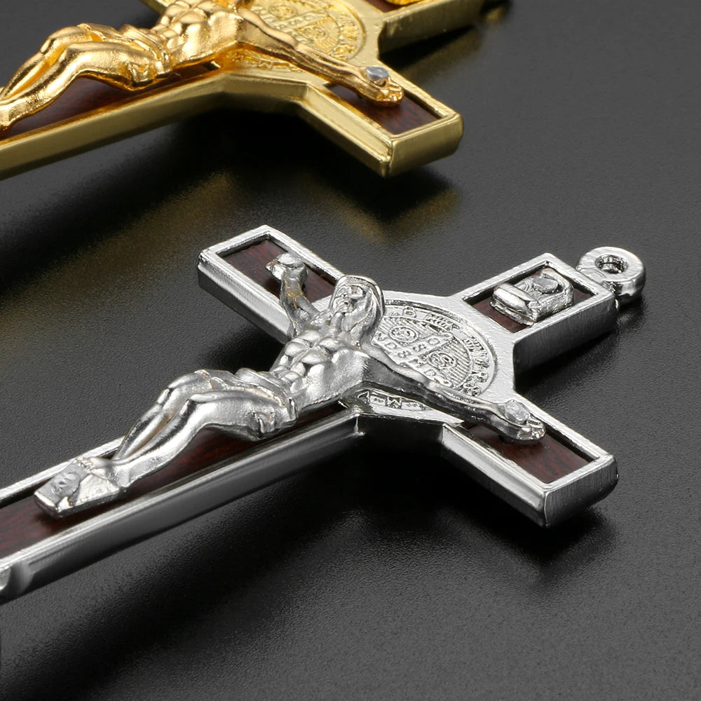 Fashion Car Ornament Metal Jesus Wood Cross Crucifix Auto Interior Dashboard Decoration Christian Jesus Ornaments Accessories