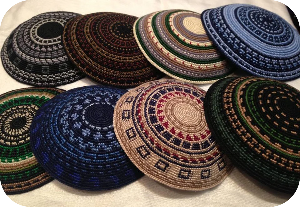 HIGH QUALITY HANDMADE KNITTED YARMULKE KIPPAH WHITE TOP PRICE PER PIECE