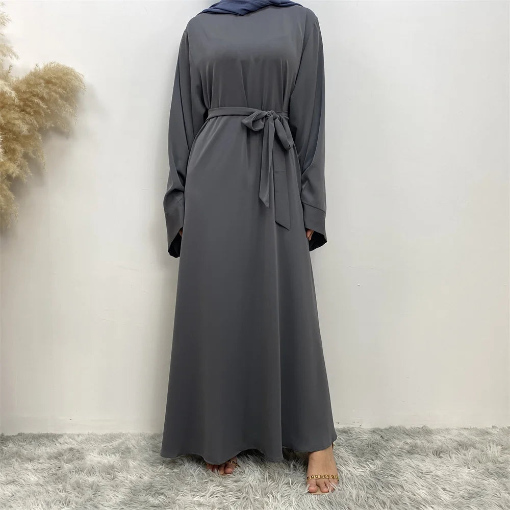 New Muslim fashion Abaya women's dress sold in Dubai in the Middle East Arab net color Islamic dress robe lace long dress
