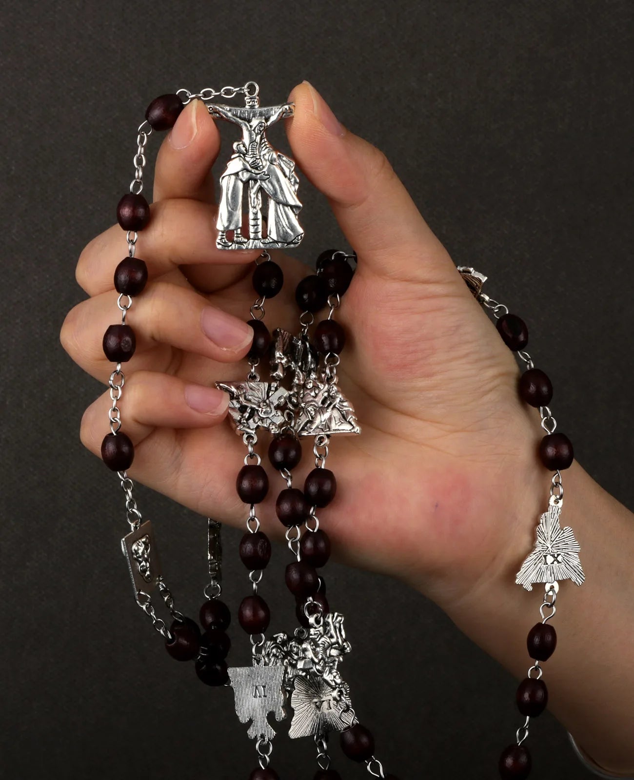 14 Stations of Cross Pendant Chaplet Rosary Necklace Wooden Prayer Beads Chain Catholic Religious Sacraments Jewelry Gifts