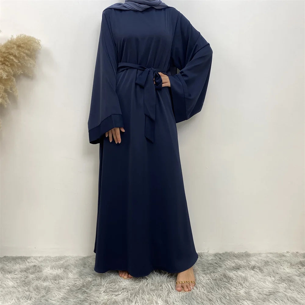 New Muslim fashion Abaya women's dress sold in Dubai in the Middle East Arab net color Islamic dress robe lace long dress