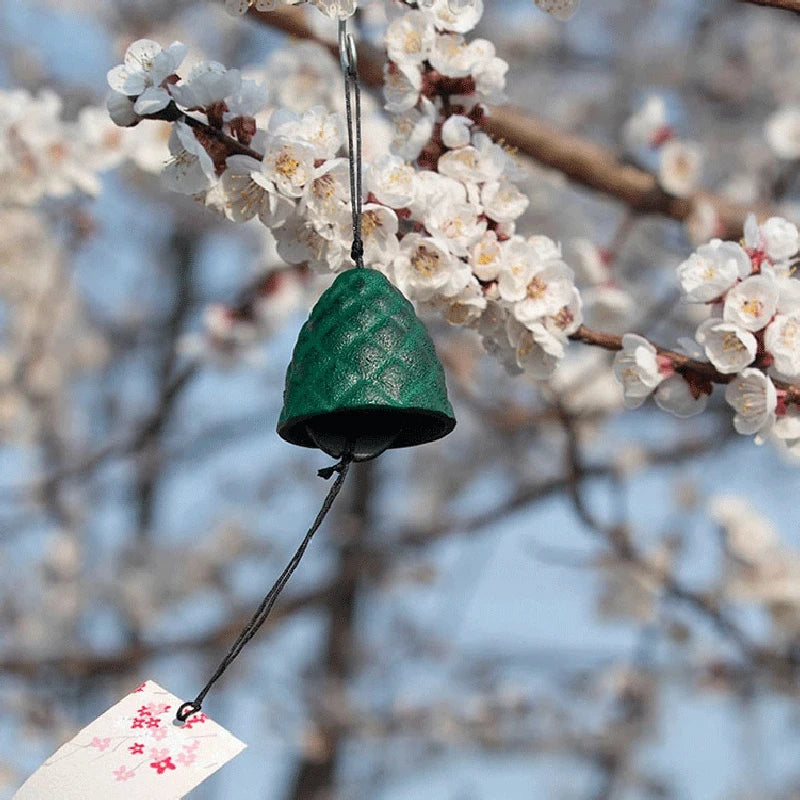 Japanese Wind Chimes Cast Iron Wind Bells Hanging Pendant Feng Shui Good Luck Temple Wind Bells Outdoor Home Garden Decoration