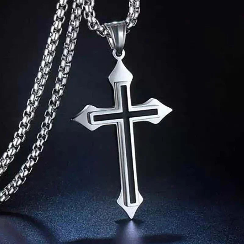 Men and Women New Retro Personality Creative Design Jesus Cross Amulet Pendant Rock Casual Gift Catholic Christian Necklace