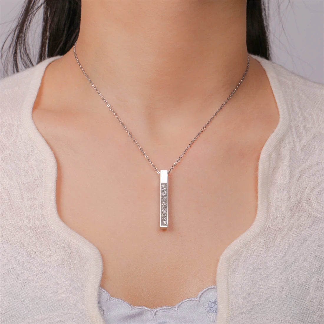 EUEAVAN Arabic Ayatul Kursi Necklace for Men Women Stainless Steel Islamic Quran Prayer Talisman Pendant Jewelry Gift