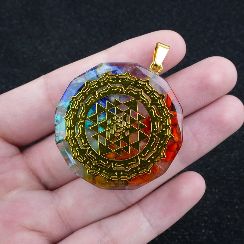 35mm Hexagon Shape 7 Chakra Orgonite Energy Pendant Healing Energy Crystal Beads for Yoga Meditation Spiritual Amulet Orgonite