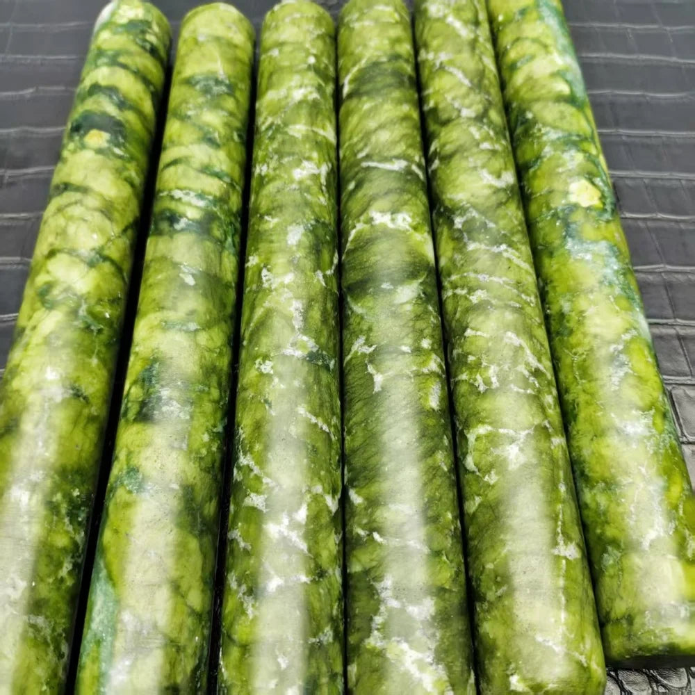 Natural Green Jade Crystal Wand Stick for Cleaning And Protection -Healing Spiritual Tool for Chakra Balancing And Aura Clearing