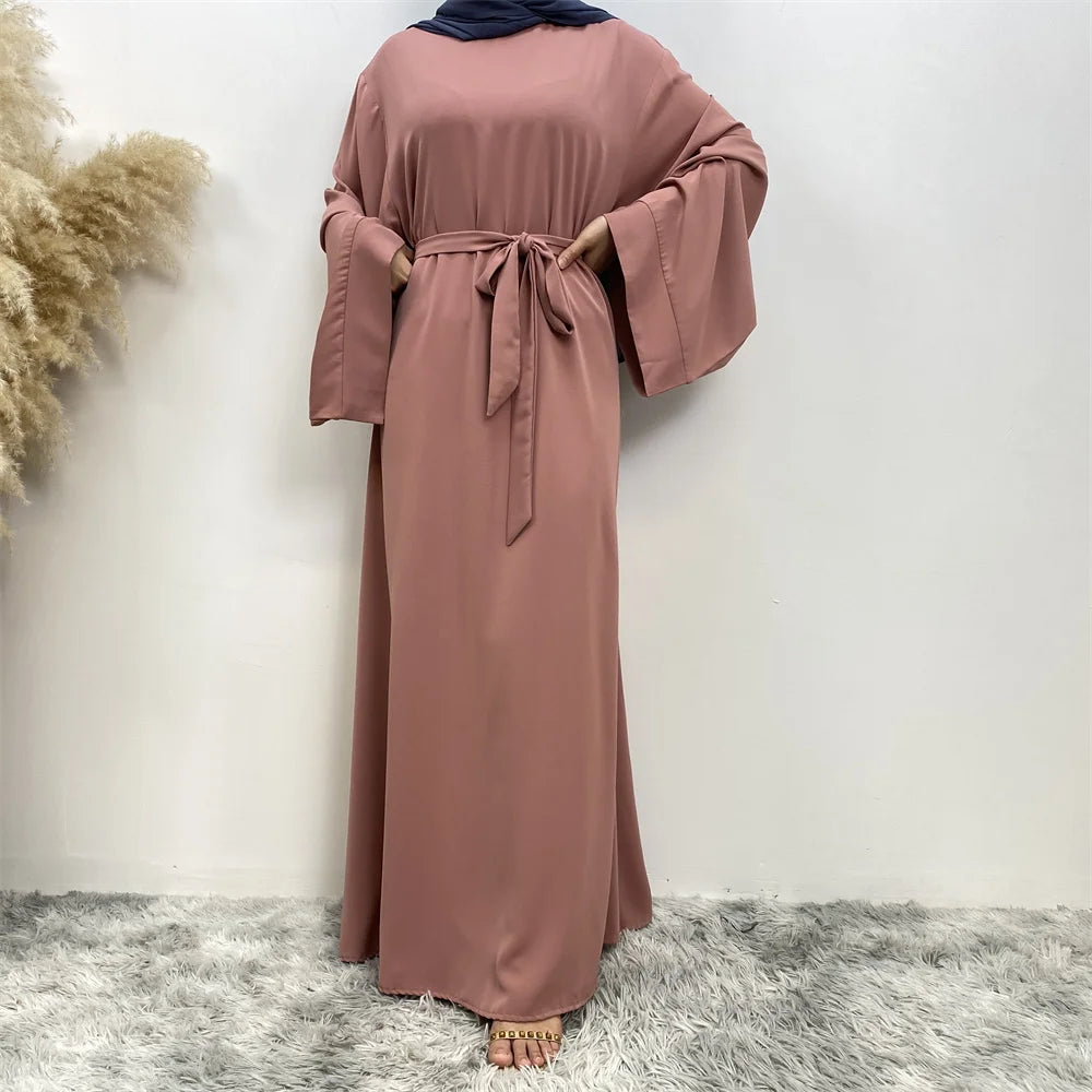 New Muslim fashion Abaya women's dress sold in Dubai in the Middle East Arab net color Islamic dress robe lace long dress