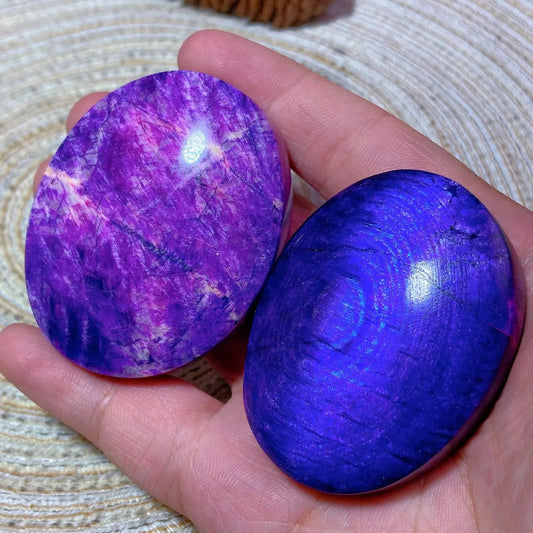 1pc Deep Purple Moonstone Palm Stone - Glossy Oval Shape Worry Stone for Home Decor & Holiday Gifts