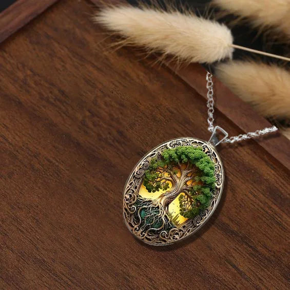 New Fashionable and Elegant Tree of Life Pattern Elliptical Glass Alloy Pendant Necklace Jewelry Wholesale