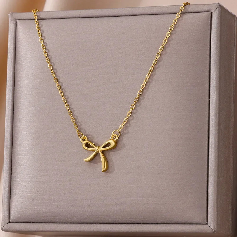 Gold Color Lucky Pendant Necklace For Women Stainless Steel Jewelry Aesthetic Accessorie Charm Choker Cross Goddess Necklaces