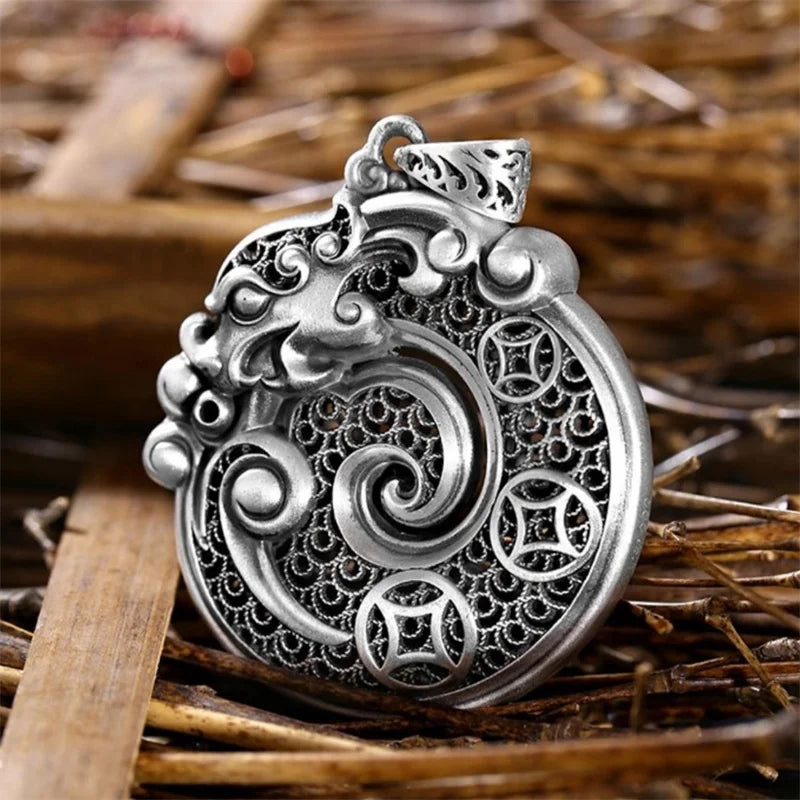 Vintage Relief Dragon Pendant For Men Jewelry Blessing Lucky Coin Safety Buckle Pendant Male Choker Accessories