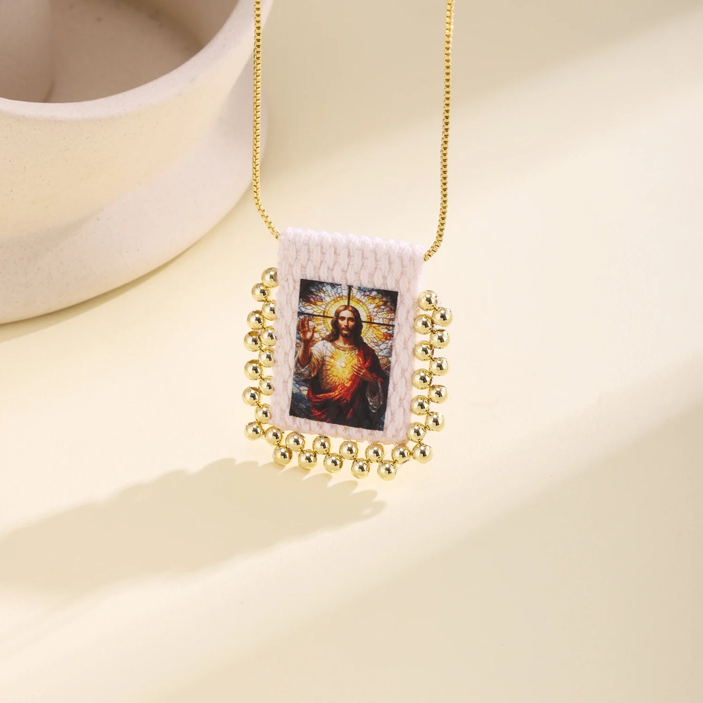 Nidin New Retro Religious Necklace Beaded Chain Link Virgin Mary & Jesus Sacred Heart Pendant For Women Men Prayer Jewelry Gifts