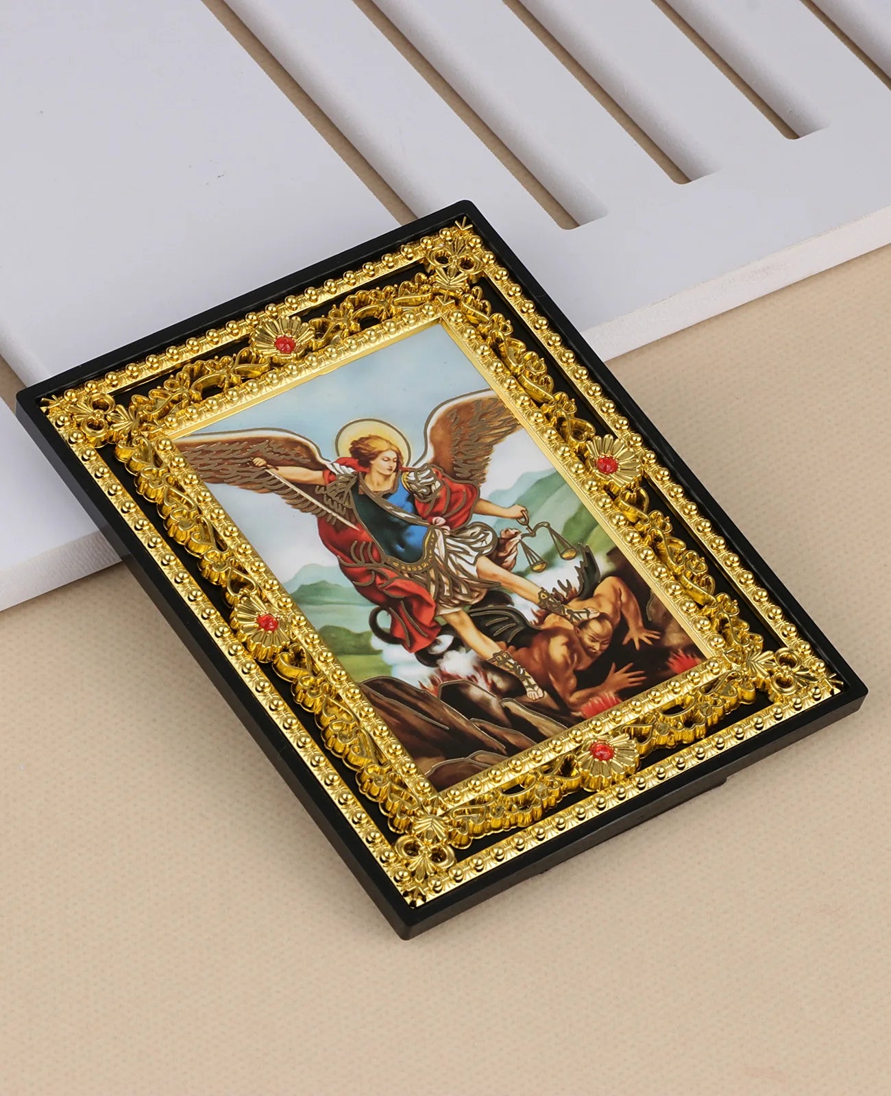 Immaculate Heart Virgin Mary St.Michael Icons Figurine Holy Family Icon Square Frame Church Home Tabletop Decoration Collection