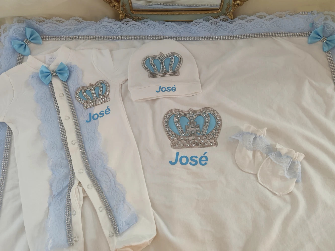 5pcs Handmade DIY Vinyl Name Personalized Baby Girl Newborn Jewels Crown Pink Take Me Home Layette 5 Piece Deluxe Gift Set