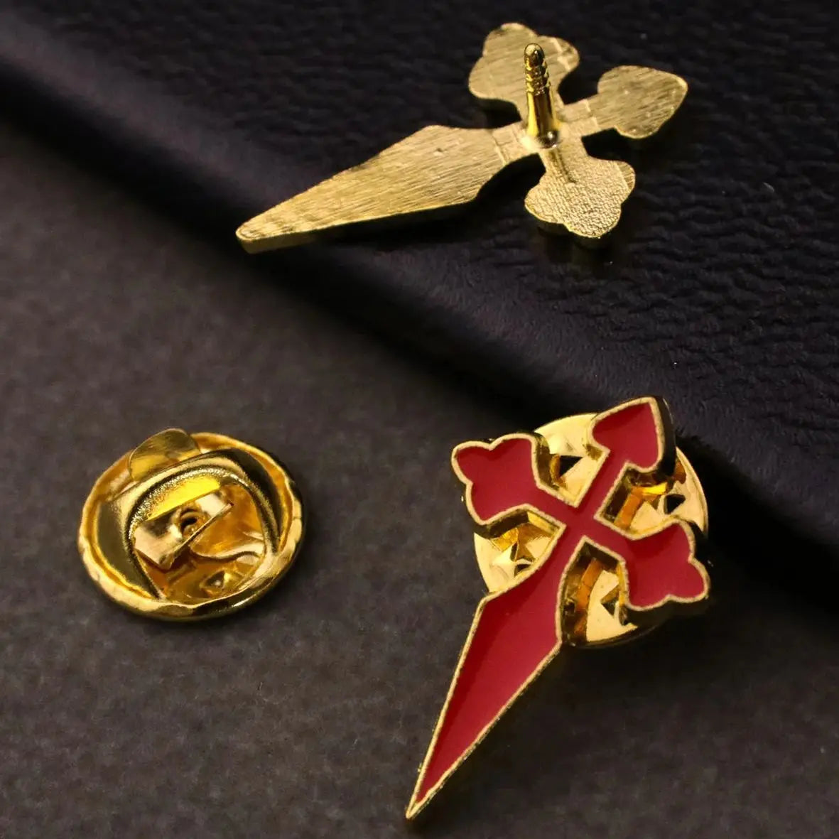 Cottvott 5Pcs/Lot Religious Red St.James Cross Brooch Church Prayer Group keepsake Sacraments Baptism Confirmation Pins Jewelry