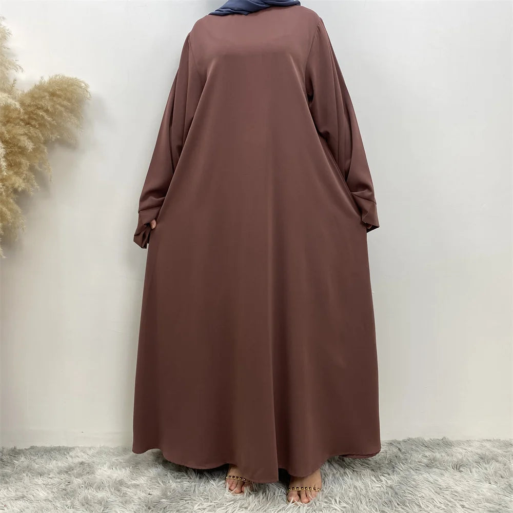 New Muslim fashion Abaya women's dress sold in Dubai in the Middle East Arab net color Islamic dress robe lace long dress