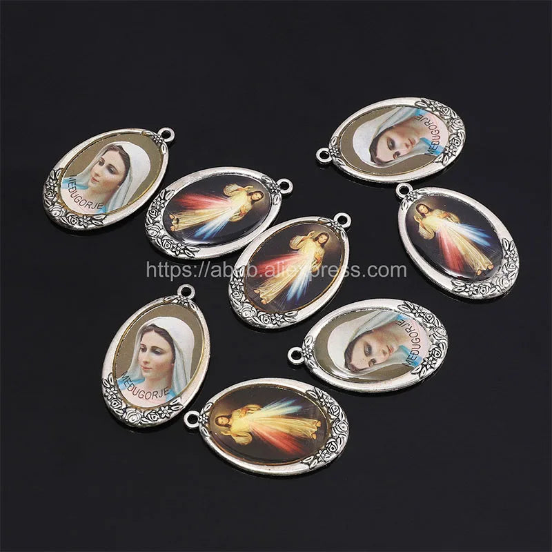 5 Pieces / New Catholic Virgin Mary Icon Pendant Medallion Jesus Figure Pendant Heart Shaped Catholic Rosary Catholic Medal