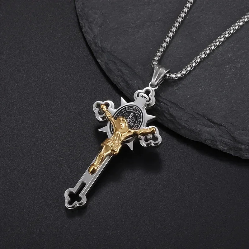 Men and Women New Retro Personality Creative Design Jesus Cross Amulet Pendant Rock Casual Gift Catholic Christian Necklace