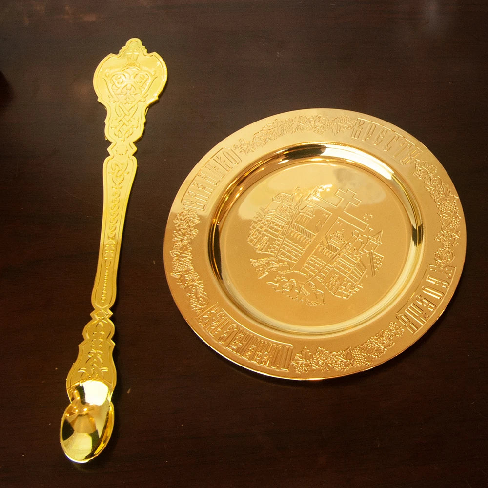 New 2026 Durable Gold-Tone Orthodox Communion Set with Intricate Filigree Detailing for Clergy Use and Devotional Worship Gift