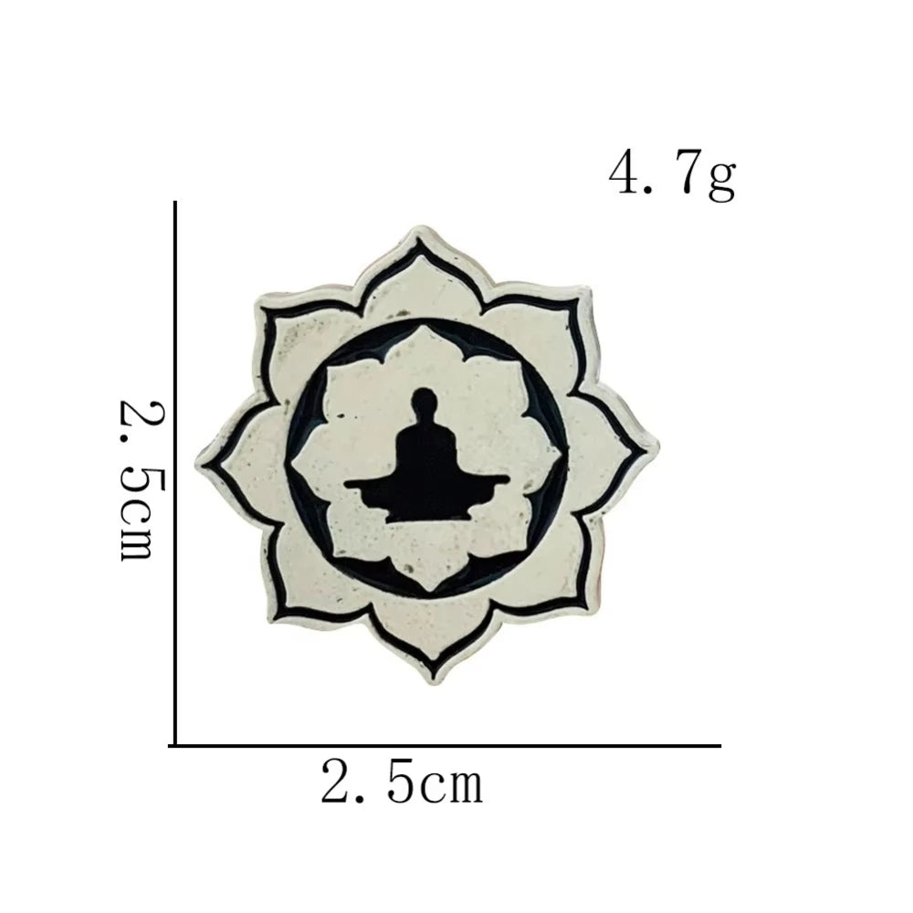 Swastika Yin Yang Tai Chi Bagua Brooch Religious Buddhist Zinc Alloy Yoga Amulet Clothing Backpack Hat Accessories Gift
