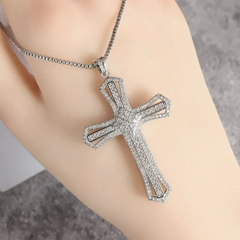 Men and Women New Retro Personality Creative Design Jesus Cross Amulet Pendant Rock Casual Gift Catholic Christian Necklace