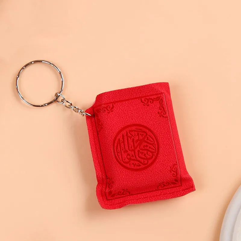 Creative Mini Bible Keychain Real Paper Can Read Religion Christian Cross Keychain Holder Car Keychain Fashion Gift Jewelry