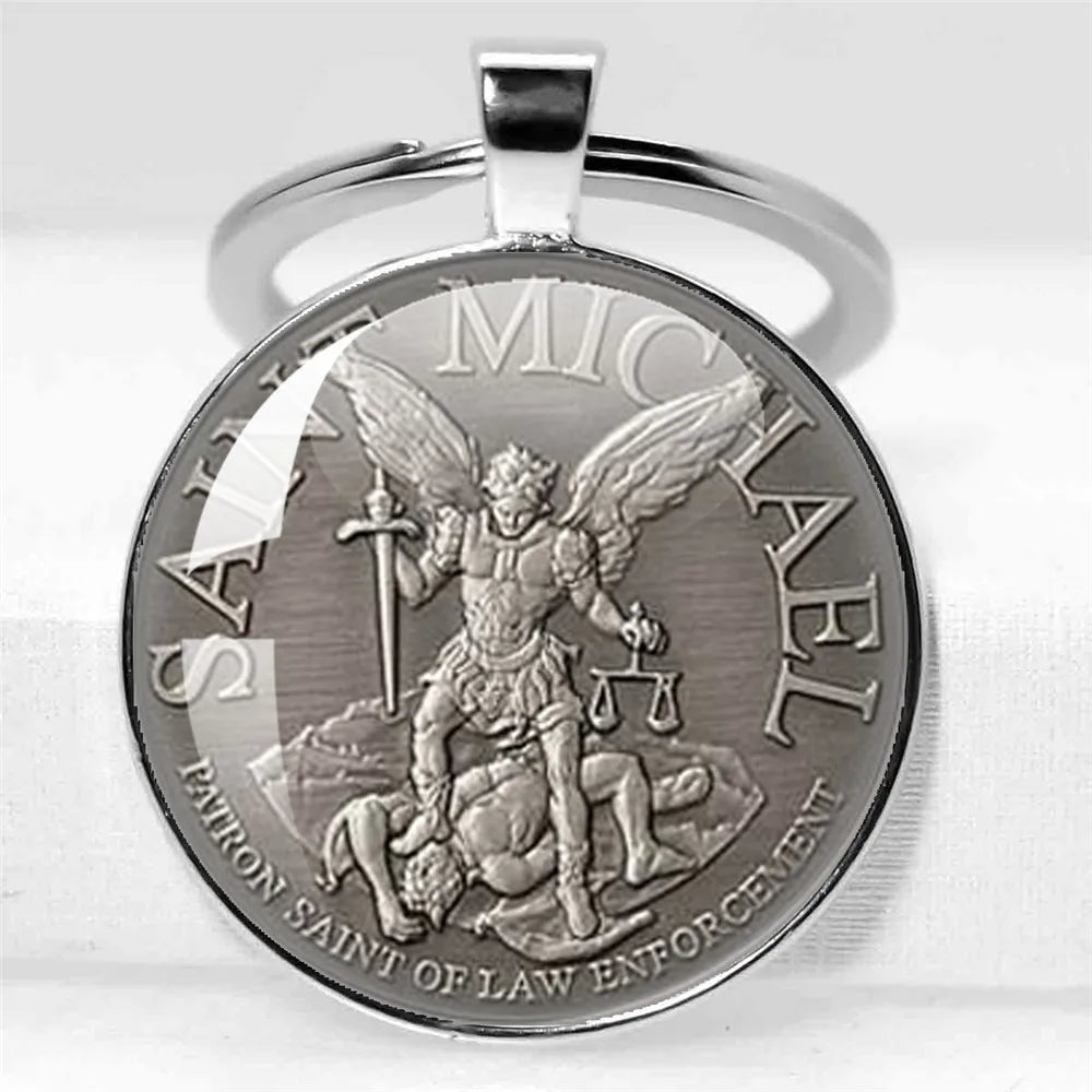 25mm/30MM Archangel Saint Michael Protect Me Holy Shield Angel Protection Glass Pendant Christian Keychains Jewelry Gift