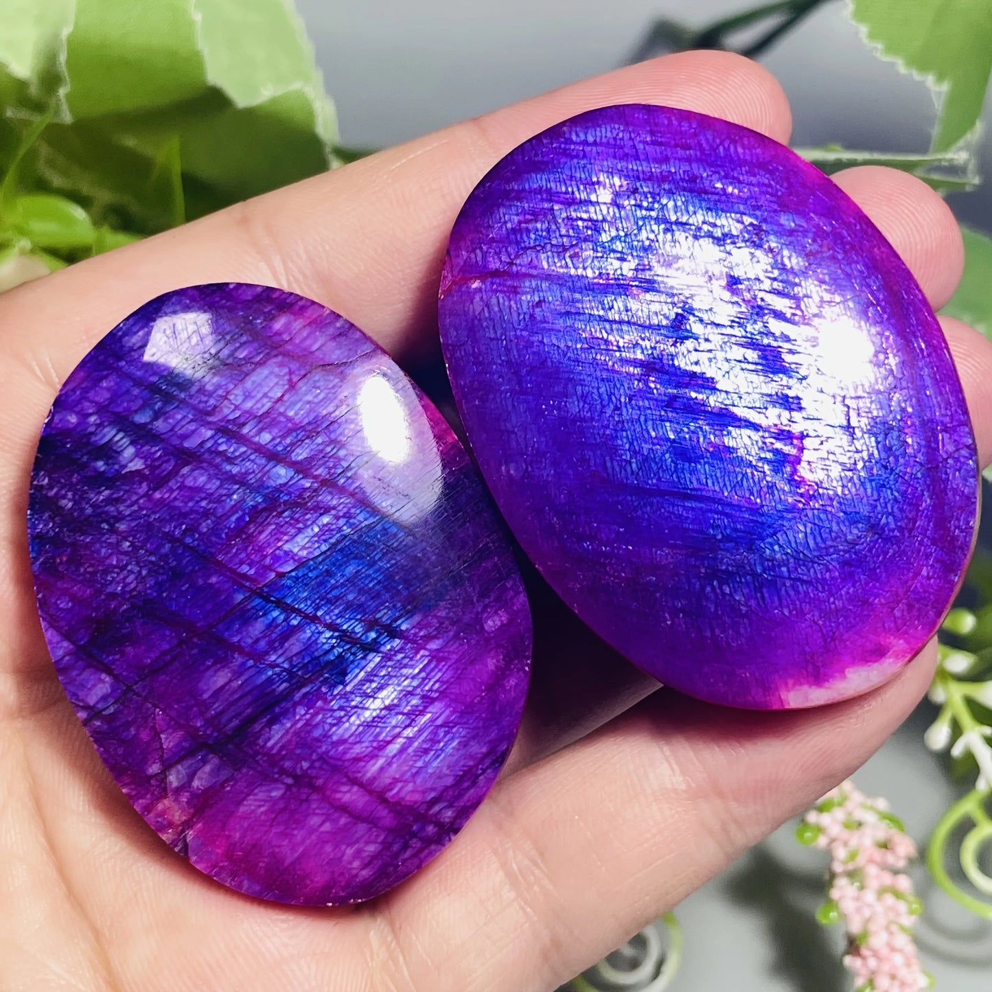 1pc Deep Purple Moonstone Palm Stone - Glossy Oval Shape Worry Stone for Home Decor & Holiday Gifts