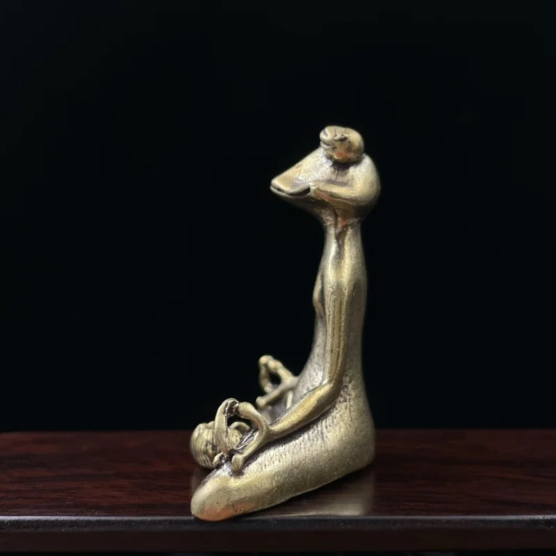 Copper Yoga Frog Figurine Taoism Zen Frog Incense Holder Brass Craft Collection Statuette Tea Pet Feng Shui Ornament Home Decor
