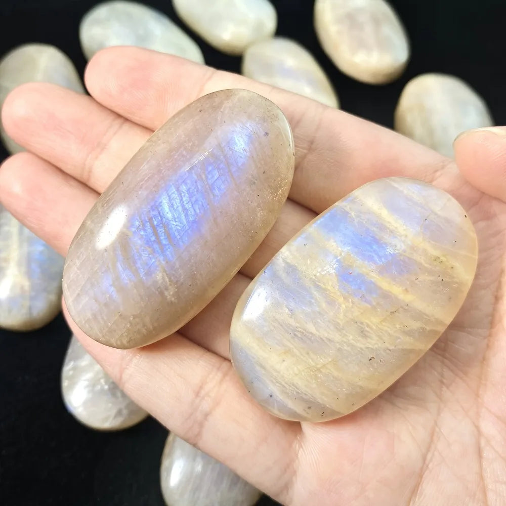 Natural Blue Luminous stone Crystal Palm Stone for Mind Healing Finger Massage Energy Healing Feng Shui Meditation Worry Stone