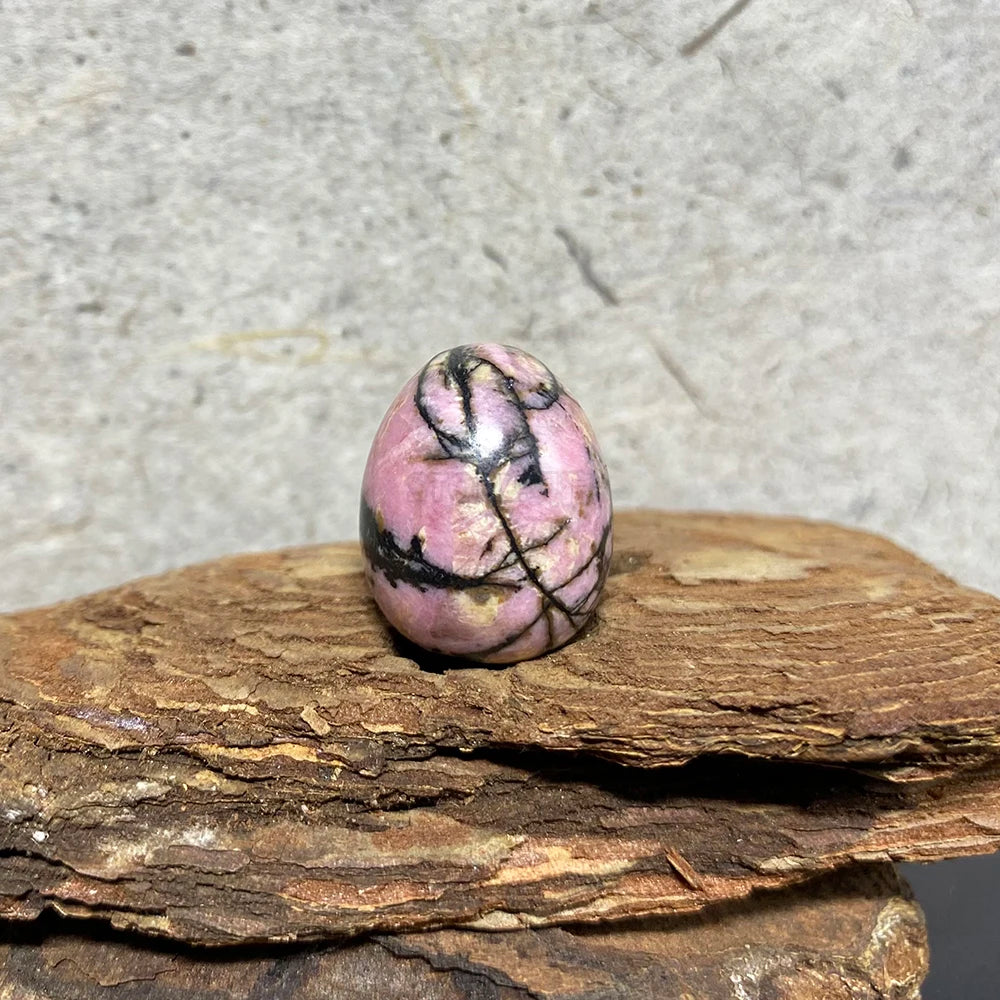 EG1-7 Mini Natural Stone Egg, Small Polished Egg Shaped Stone for Meditation Stress Relief Fidget Palm Desk Decor Gift