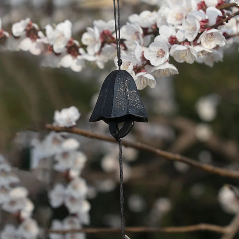 Japanese Wind Chimes Cast Iron Feng Shui Wind Bells Good Luck Hanging Pendant Indoor Outdoor Temple Home Garden Decoration