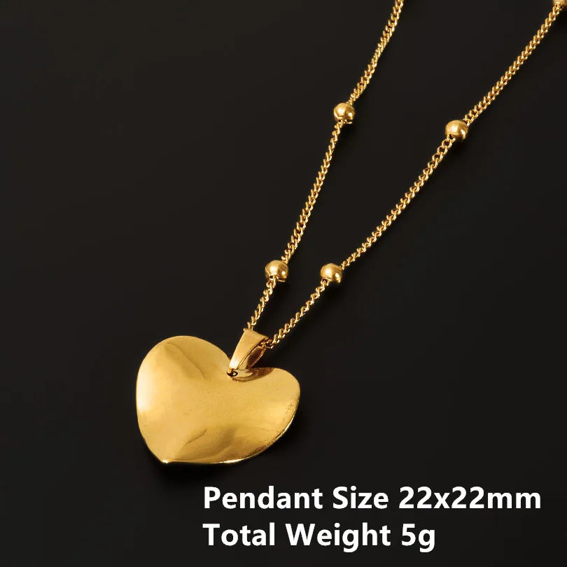 1Pc Religious Christian Catholic Sacred Heart Pendant Necklaces Stanless Steel Gothic Moth Textured Love Collares Jewelry