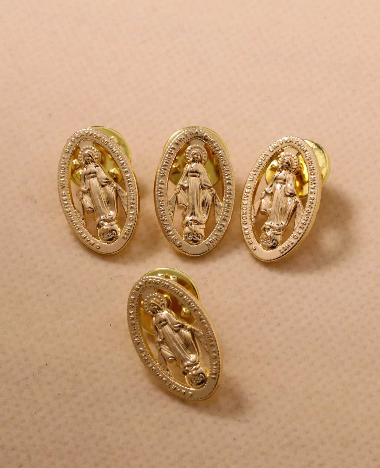 5Pcs Medalla Milagrosa Brooches Catholic Oval Hollow Our Lady Virgin Mary Lapel Pin Breastpin Jewelry Accessories Ornaments