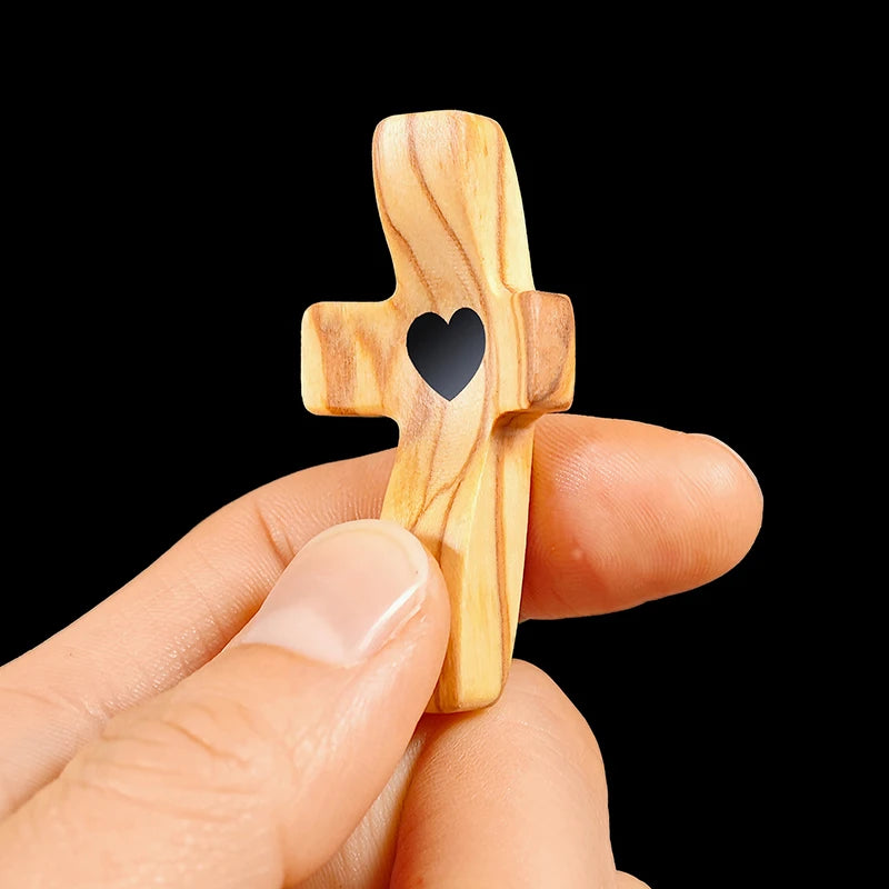 1pc Wooden Crucifix Comfort Holding Cross Pocket Small Size Handheld Christian Prayer Cross Stress Relief Encouragement Gift