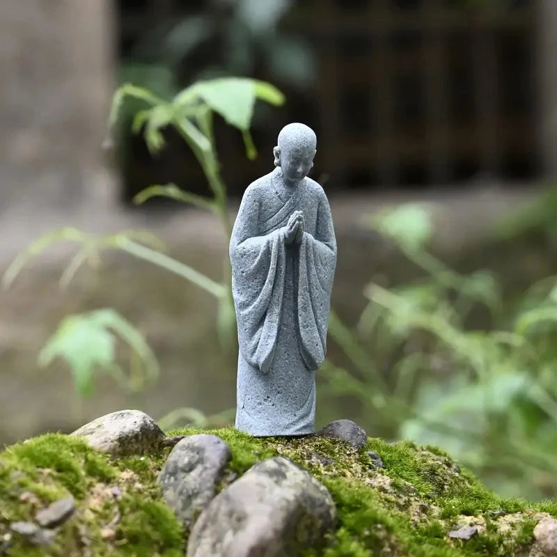 〔White〕Wishing Monk Buddhist Micro Landscape Stone Fish Tank Moss Landscaping Zen Oriental Aesthetics Garden Ornaments