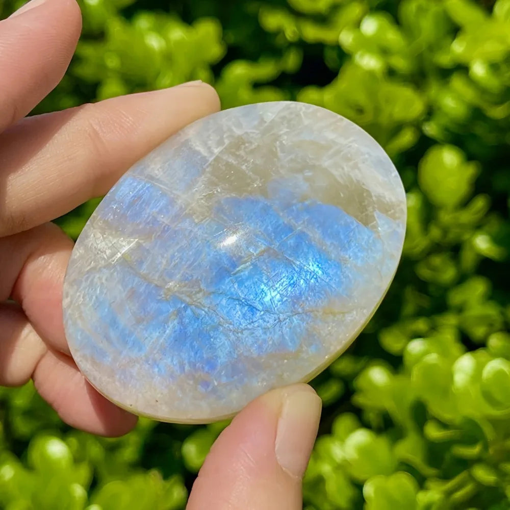 Natural Blue Luminous stone Crystal Palm Stone for Mind Healing Finger Massage Energy Healing Feng Shui Meditation Worry Stone